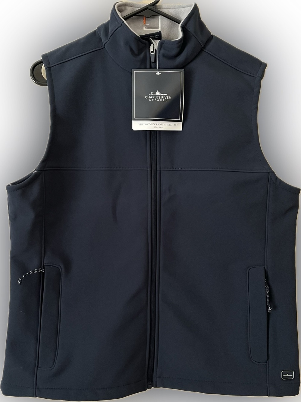 Charles River Apparel vest. Navy blue, zip up. size Large stand-up collar. NWT